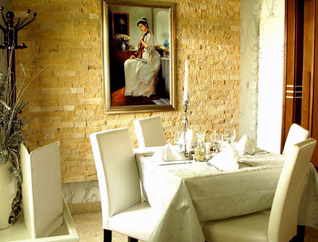 salon VIP Roco Izvin